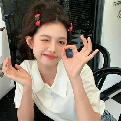 在拥挤的房间拥抱 在线观看